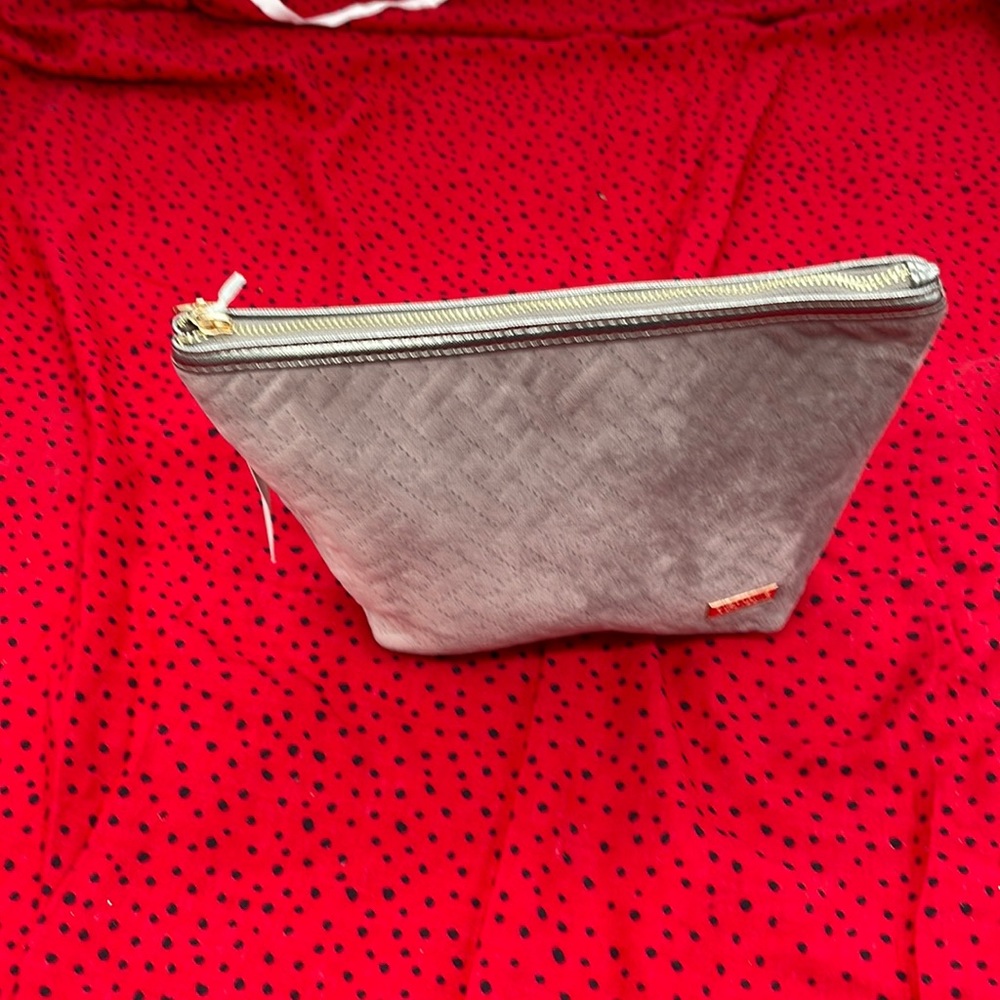 NWT Stephanie Johnson, Laura Large Trapezoid Pouch In Dusty Plum